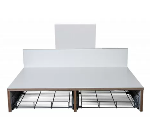  ST Puslebord 962,  962 x 900 mm fra ST Inventar, inkl trådløs fjernkontroll. CE-merket puslebord til institusjoner